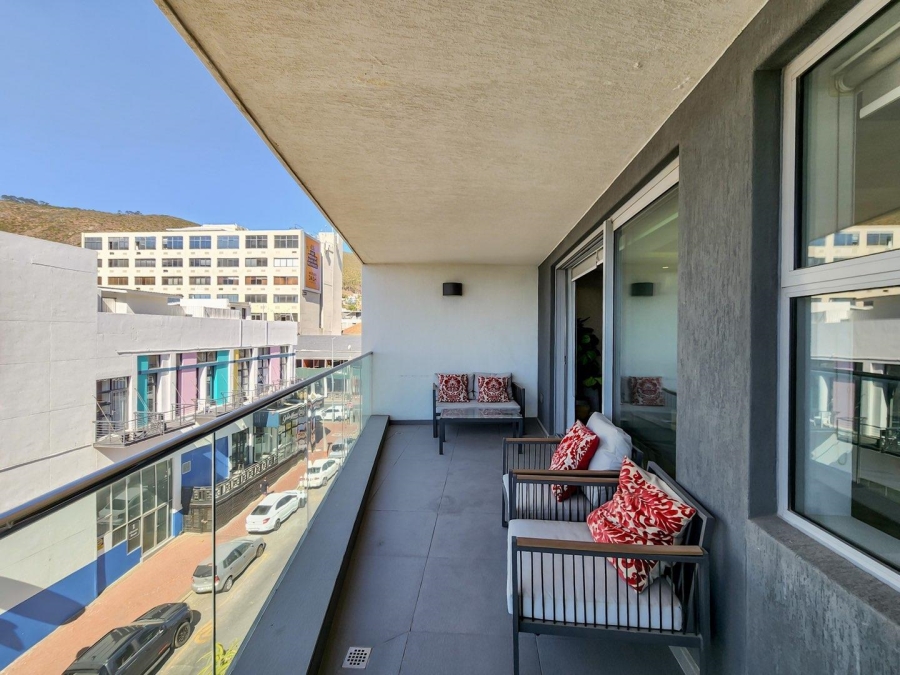 To Let 3 Bedroom Property for Rent in Sea Point Western Cape